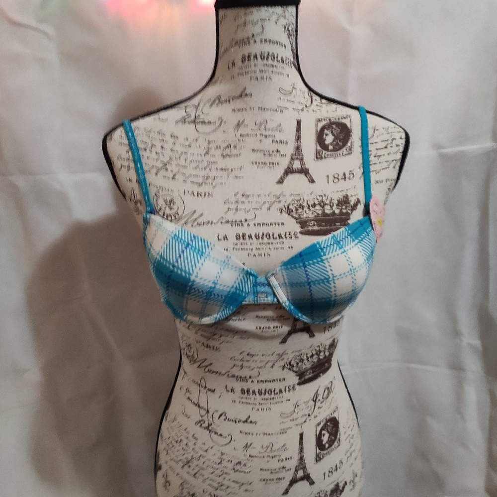 women's bra is very stylish